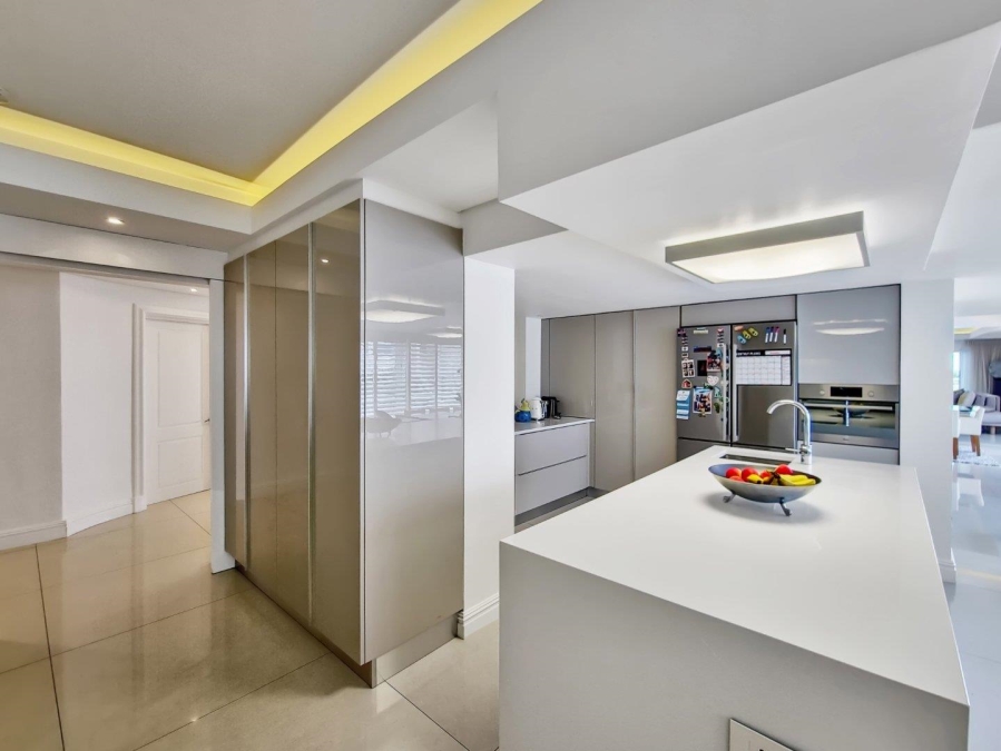 4 Bedroom Property for Sale in Mouille Point Western Cape